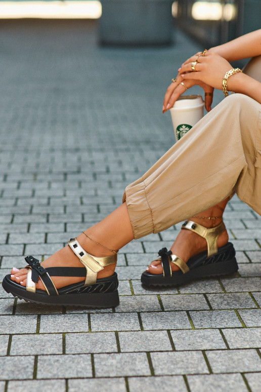 Sandalias de mujer con cintas D&A CR956 color dorado