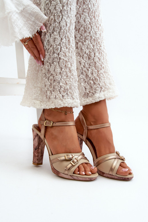 Piel Sandalias de tacón alto para mujer. Tiene queciejka 06564-22 beige-color dorado Piel Sandalias de tacón alto para mujer. Tiene queciejka 06564-22 beige-color dorado