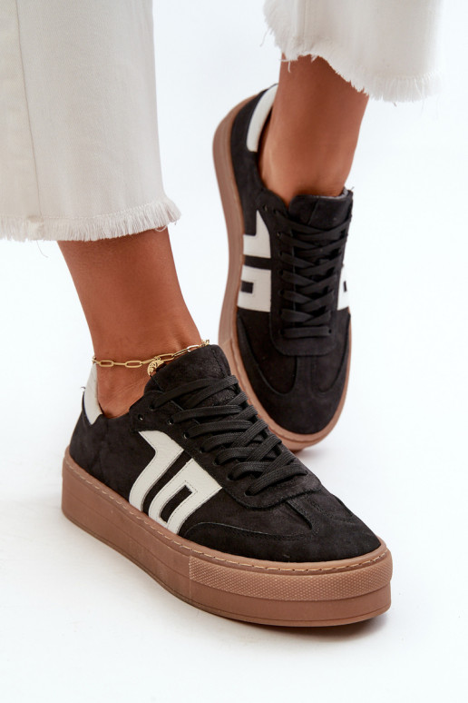 Zazoo N1095S2 Zapatillas modelo zapatos. Piel Femenino con una plataforma de color negro Zazoo N1095S2 Zapatillas modelo zapatos. Piel Femenino con una plataforma de color negro