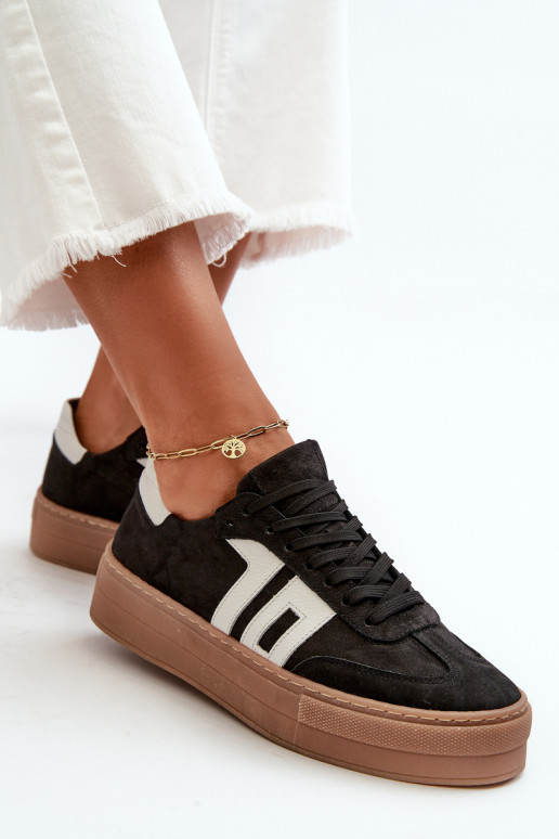 Zazoo N1095S2 Zapatillas modelo zapatos. Piel Femenino con una plataforma de color negro Zazoo N1095S2 Zapatillas modelo zapatos. Piel Femenino con una plataforma de color negro