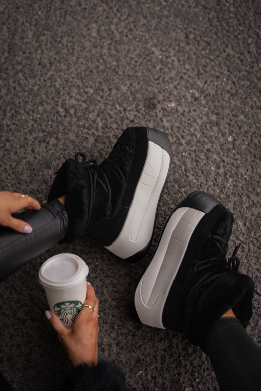 Piel Botas de nieve Femenino Sobre una suela gruesa con un abrigo de piel Big Star OO274A206 de color negro