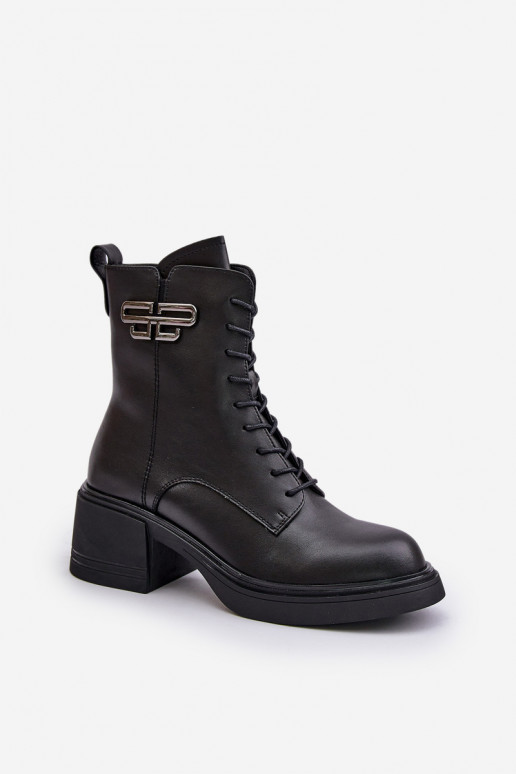 Botas de mujer En tacones enormes calentamiento Hecho de cuero natural de color negro Vinceza 66682 Botas de mujer En tacones enormes calentamiento Hecho de cuero natural de color negro Vinceza 66682