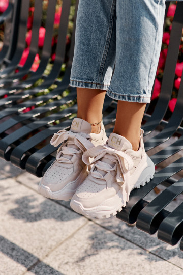 Femenino Piel Zapatillas modelo zapatos. beige CheBello 4583 2