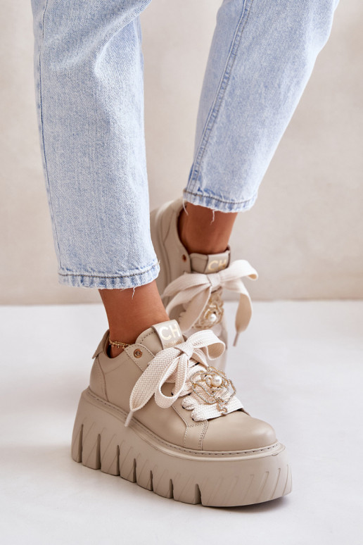 Zapatillas modelo zapatos. Femenino con suelas masivas de moda con detalles dorados CheBello 4530 beige Zapatillas modelo zapatos. Femenino con suelas masivas de moda con detalles dorados CheBello 4530 beige