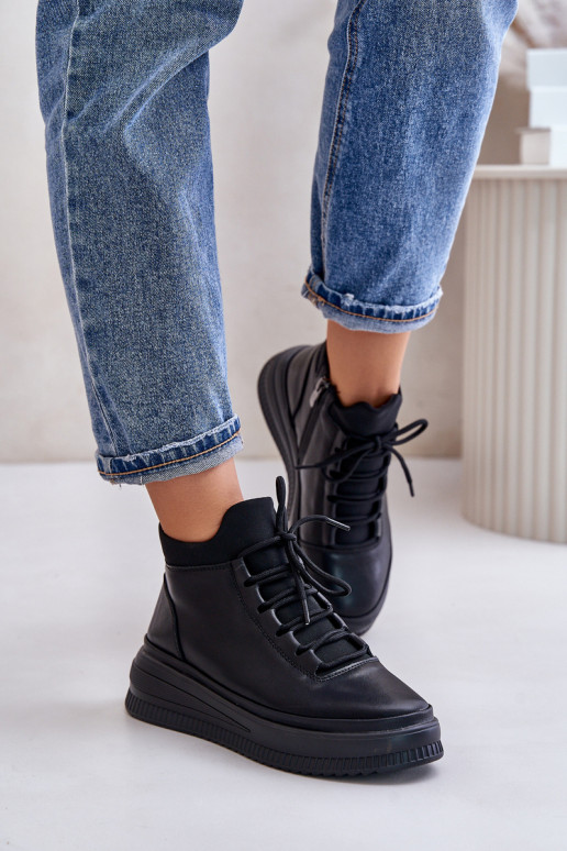 Piel zapatillas con una plataforma Artiker 55C1041 de color negro  Piel zapatillas con una plataforma Artiker 55C1041 de color negro