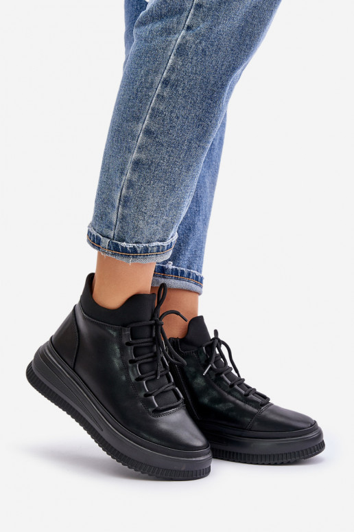 Piel zapatillas con una plataforma Artiker 55C1041 de color negro  Piel zapatillas con una plataforma Artiker 55C1041 de color negro