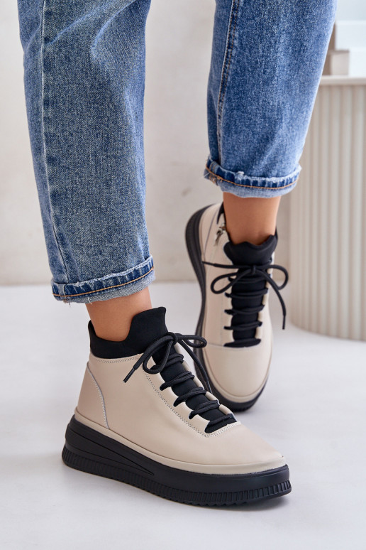 Piel zapatillas con una plataforma Artiker 55C0554 beige  Piel zapatillas con una plataforma Artiker 55C0554 beige