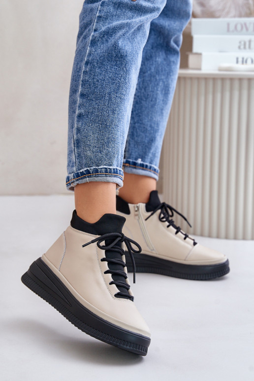 Piel zapatillas con una plataforma Artiker 55C0554 beige  Piel zapatillas con una plataforma Artiker 55C0554 beige