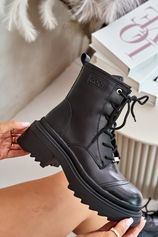 Femenino botas altas de montar Botas calentamiento Hecho de cuero natural Goe OO2N4115-EN2 de color negro Femenino botas altas de montar Botas calentamiento Hecho de cuero natural Goe OO2N4115-EN2 de color negro