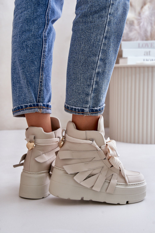 Piel Zapatillas modelo zapatos. Femenino con una plataforma CheBello 4561 beige Piel Zapatillas modelo zapatos. Femenino con una plataforma CheBello 4561 beige