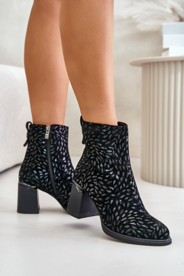 Botines de gamuza con tacón y estampado decorativo D&A CR42-192 color negro 2