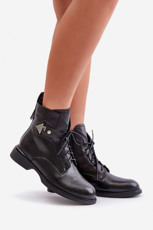 Piel Botas con tacones anchos con adornos calentamiento Tiene queciejka N3115-01 de color negro Piel Botas con tacones anchos con adornos calentamiento Tiene queciejka N3115-01 de color negro