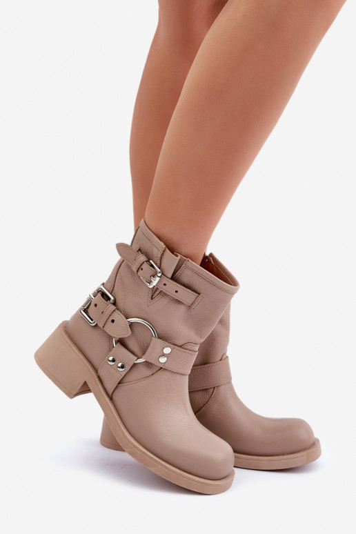 Piel Botas de mujer En un tacón bajo Klocku con rayas Zazoo 3644 beige Piel Botas de mujer En un tacón bajo Klocku con rayas Zazoo 3644 beige