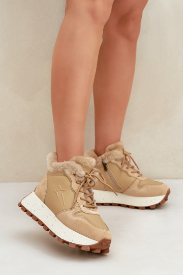 Zapatillas deportivas de cuero para mujer con piel y plataforma Big Star OO274A330 color arena 2