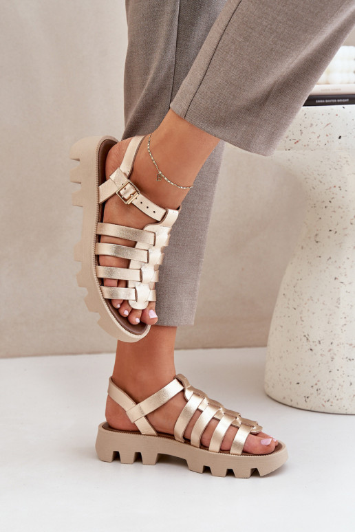 Sandalias de mujer Femenino Zazoo 3695 color dorado