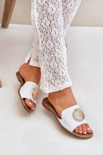 Zapatillas de cuero con adornos y tacones anchos Zazoo 3047/O color blanco