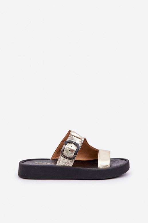 Zapatillas de cuero Femenino con una plataforma Zazoo 3024 color dorado Zapatillas de cuero Femenino con una plataforma Zazoo 3024 color dorado