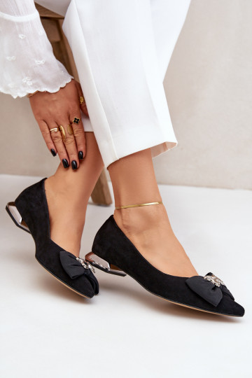 Estilo elegante Bailarinas de ante Femenino con cintas Laura Messi 2893 de color negro