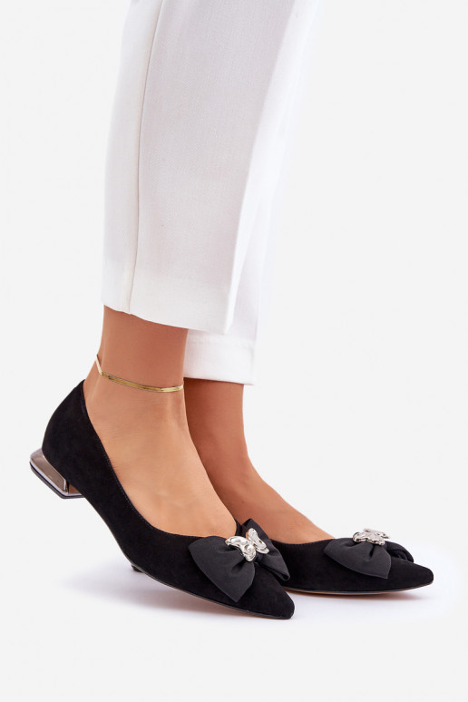 Estilo elegante Bailarinas de ante Femenino con cintas Laura Messi 2893 de color negro Estilo elegante Bailarinas de ante Femenino con cintas Laura Messi 2893 de color negro