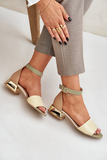 Sandalias de mujer con tacones dorados Laura Messi 2143 beige