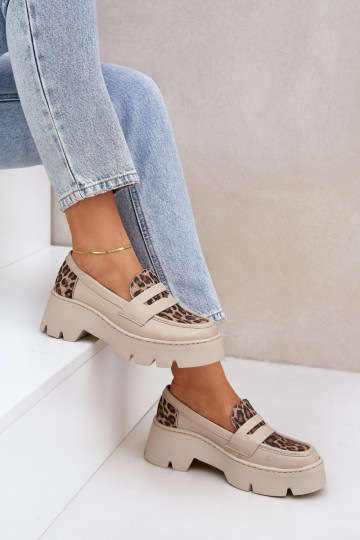 Mocasines de cuero para mujer con plataforma y detalles de estampado de leopardo Zazoo 20191 color marfil