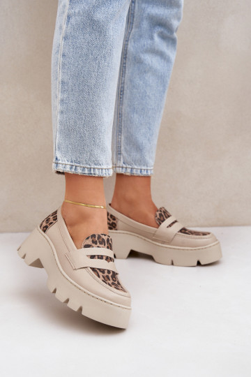 Mocasines de cuero para mujer con plataforma y detalles de estampado de leopardo Zazoo 20191 color marfil 2