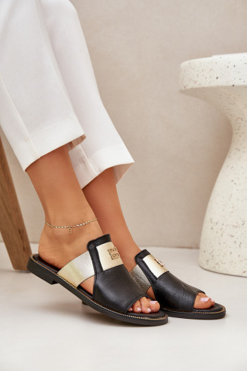 Estilo elegante Zapatillas Hecho de cuero natural con tacones anchos Zazoo 40423 de color negro