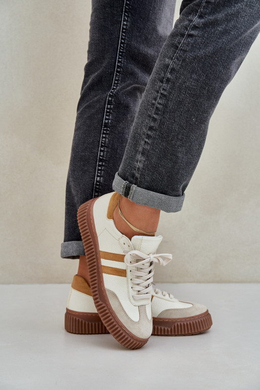 Zazoo N1068S6 Piel Bajo Zapatillas modelo zapatos. Femenino con una plataforma beige Zazoo N1068S6 Piel Bajo Zapatillas modelo zapatos. Femenino con una plataforma beige