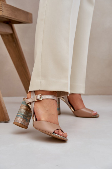 Piel Estilo elegante sandalias con tacones Laura Messi 2136 beige