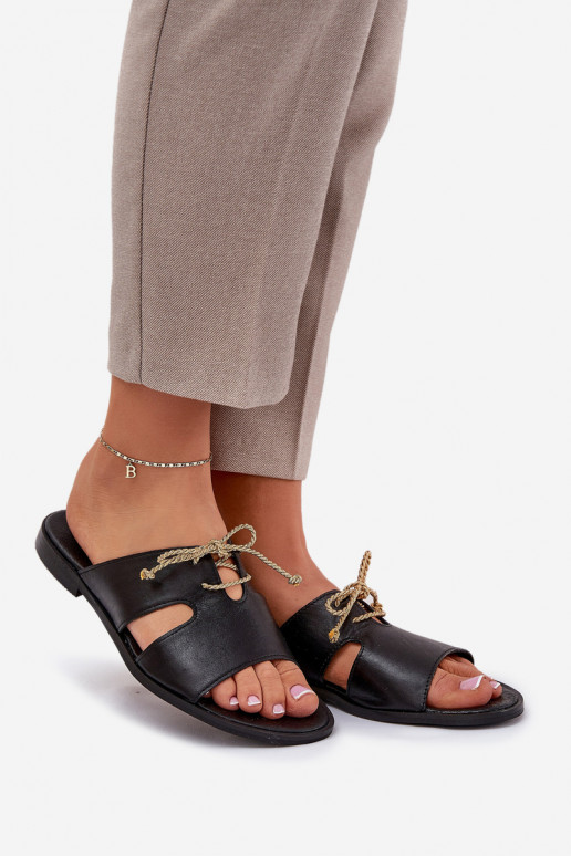 Zapatillas de cuero Femenino con tacones anchos Zazoo 3022 de color negro Zapatillas de cuero Femenino con tacones anchos Zazoo 3022 de color negro