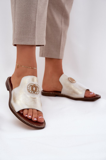 Estilo elegante Zapatillas de cuero Femenino con adornos Zazoo 3008 color dorado Przecierany 2