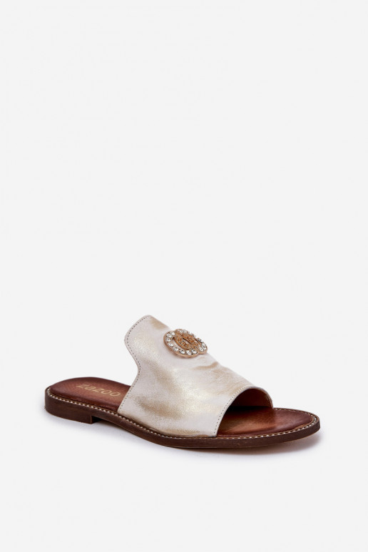 Estilo elegante Zapatillas de cuero Femenino con adornos Zazoo 3008 color dorado Przecierany Estilo elegante Zapatillas de cuero Femenino con adornos Zazoo 3008 color dorado Przecierany