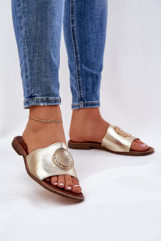 Zazoo 2938 Zapatillas de cuero con tacones anchos con adornos color dorado Zazoo 2938 Zapatillas de cuero con tacones anchos con adornos color dorado