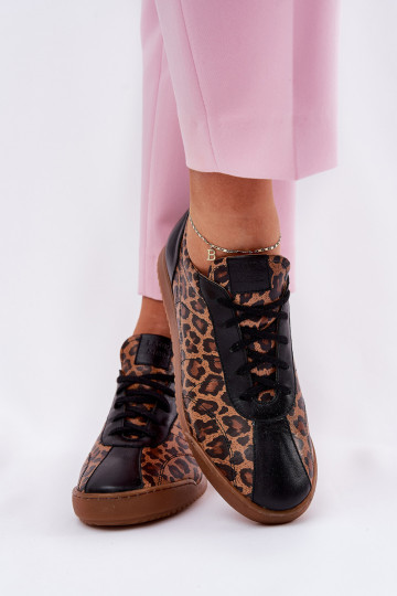 Zapatillas deportivas de cuero para mujer con estampado de piel de leopardo Laura Messi 2935 color marrón 2