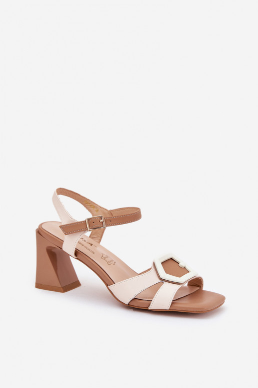 Estilo elegante Piel Sandalias de tacón alto para mujer. D&A MR38-570 beige