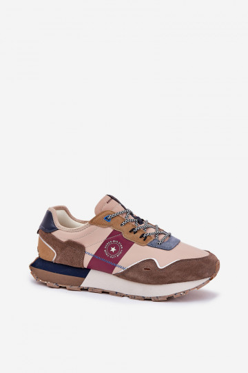 de gamuza Zapatillas modelo zapatos. Tiene quesculino con una plataforma Big Star RR174475 Hi-Poly System beige