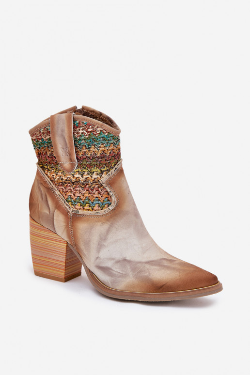 Piel botas estilo vaquero con tacones para decorar Plecionką Tiene queciejka 06810-29 Colores diferentes Piel botas estilo vaquero con tacones para decorar Plecionką Tiene queciejka 06810-29 Colores diferentes