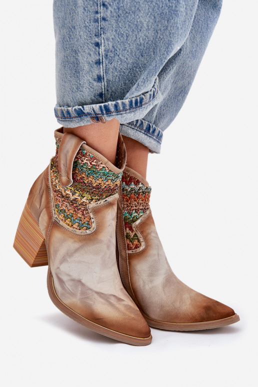 Piel botas estilo vaquero con tacones para decorar Plecionką Tiene queciejka 06810-29 Colores diferentes Piel botas estilo vaquero con tacones para decorar Plecionką Tiene queciejka 06810-29 Colores diferentes