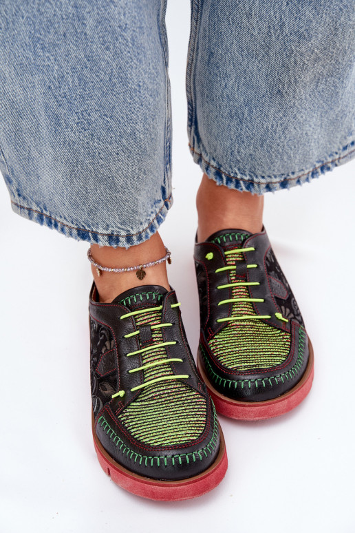 Piel zapatos Femenino Estampado Tiene queciejka 06784-20 de color negro Piel zapatos Femenino Estampado Tiene queciejka 06784-20 de color negro