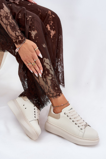 Piel Zapatillas modelo zapatos. Femenino con una plataforma GOE RR2N4004 beige