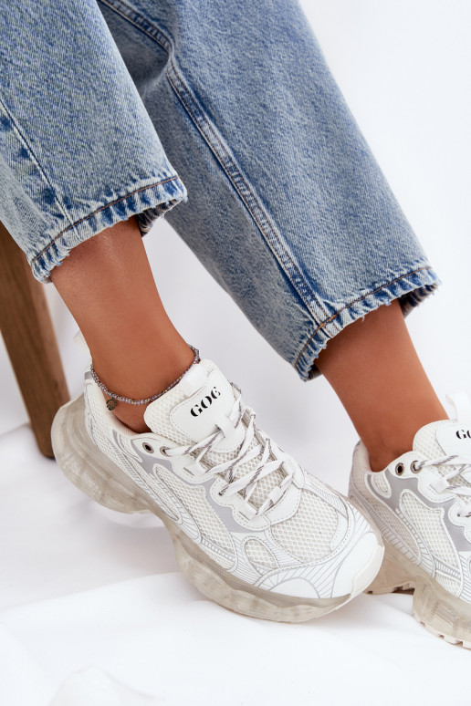 Piel Zapatillas modelo zapatos. Femenino GOE RR2N4083 beige