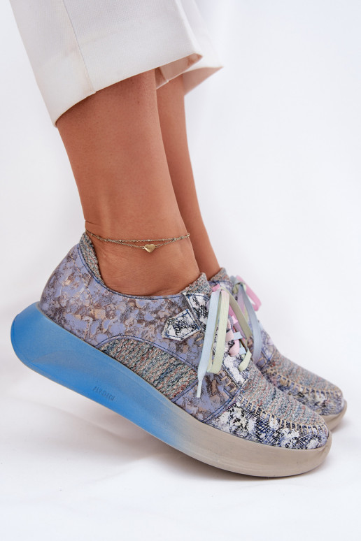 Piel zapatos Zapatillas modelo zapatos. Femenino con una plataforma Tiene queciejka 06776A-06 color azul Piel zapatos Zapatillas modelo zapatos. Femenino con una plataforma Tiene queciejka 06776A-06 color azul