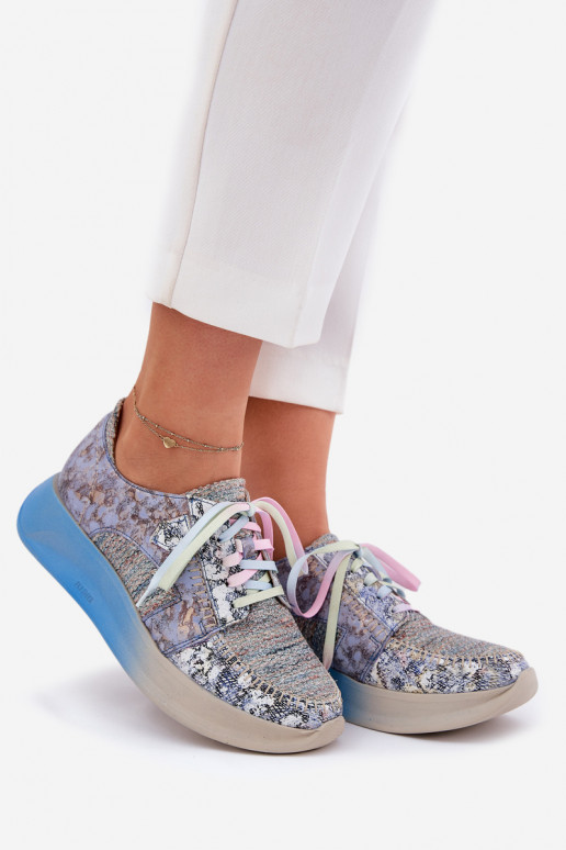 Piel zapatos Zapatillas modelo zapatos. Femenino con una plataforma Tiene queciejka 06776A-06 color azul Piel zapatos Zapatillas modelo zapatos. Femenino con una plataforma Tiene queciejka 06776A-06 color azul