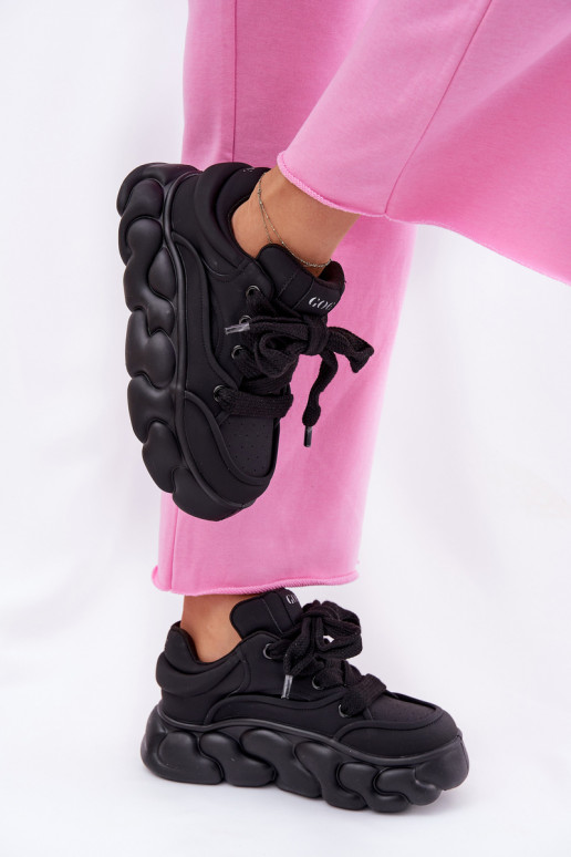 Piel Zapatillas modelo zapatos. Femenino con una plataforma GOE RR2N4044 de color negro