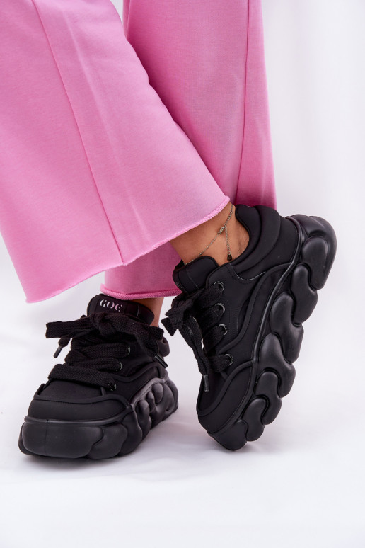 Piel Zapatillas modelo zapatos. Femenino con una plataforma GOE RR2N4044 de color negro