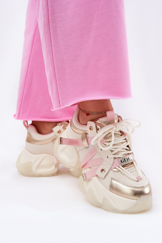 Piel Zapatillas modelo zapatos. Femenino con suelas masivas de moda GOE RR2N4031 beige