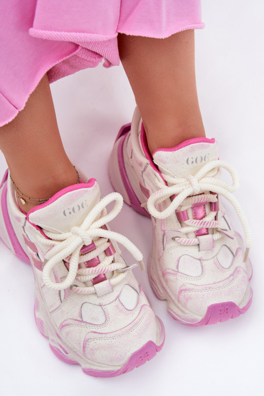 Piel Zapatillas modelo zapatos. Femenino GOE RR2N4038 color rosa