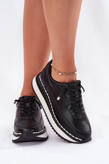 Piel Zapatillas modelo zapatos. Femenino con una plataforma Big Star RR274A335 de color negro