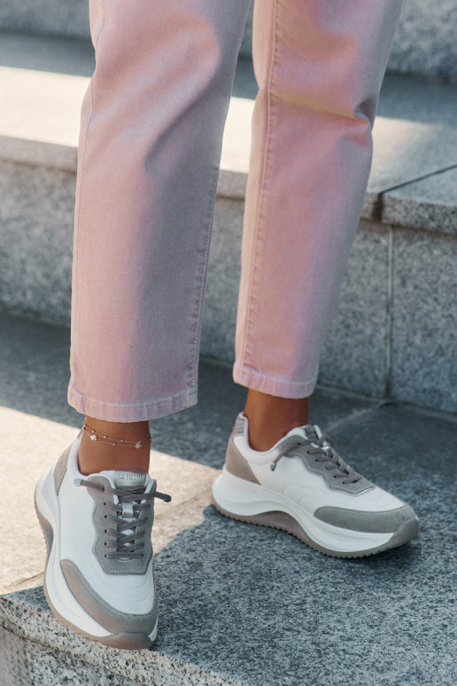 de gamuza Zapatillas modelo zapatos. Femenino con una plataforma Big Star RR274A344 HI-POLY SYSTEM beige de gamuza Zapatillas modelo zapatos. Femenino con una plataforma Big Star RR274A344 HI-POLY SYSTEM beige