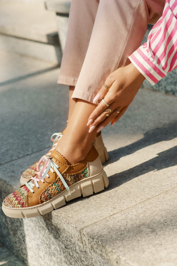 Zapatos de cuero para mujeres Tai turiciejka 05850-29 de varios colores 2